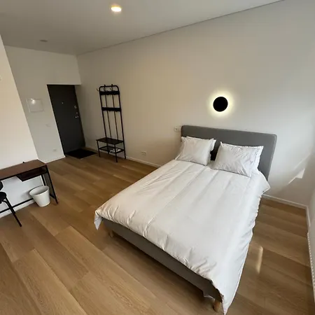 Apartman 10 New Airport *